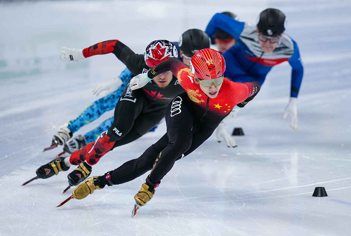 瑞士队奏凯准备，成功晋级比赛