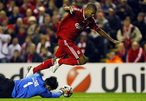 里昂遭遇主场失利,遭遇两连败的简单介绍 里昂遭遇主场失利,遭遇两连败的简单介绍