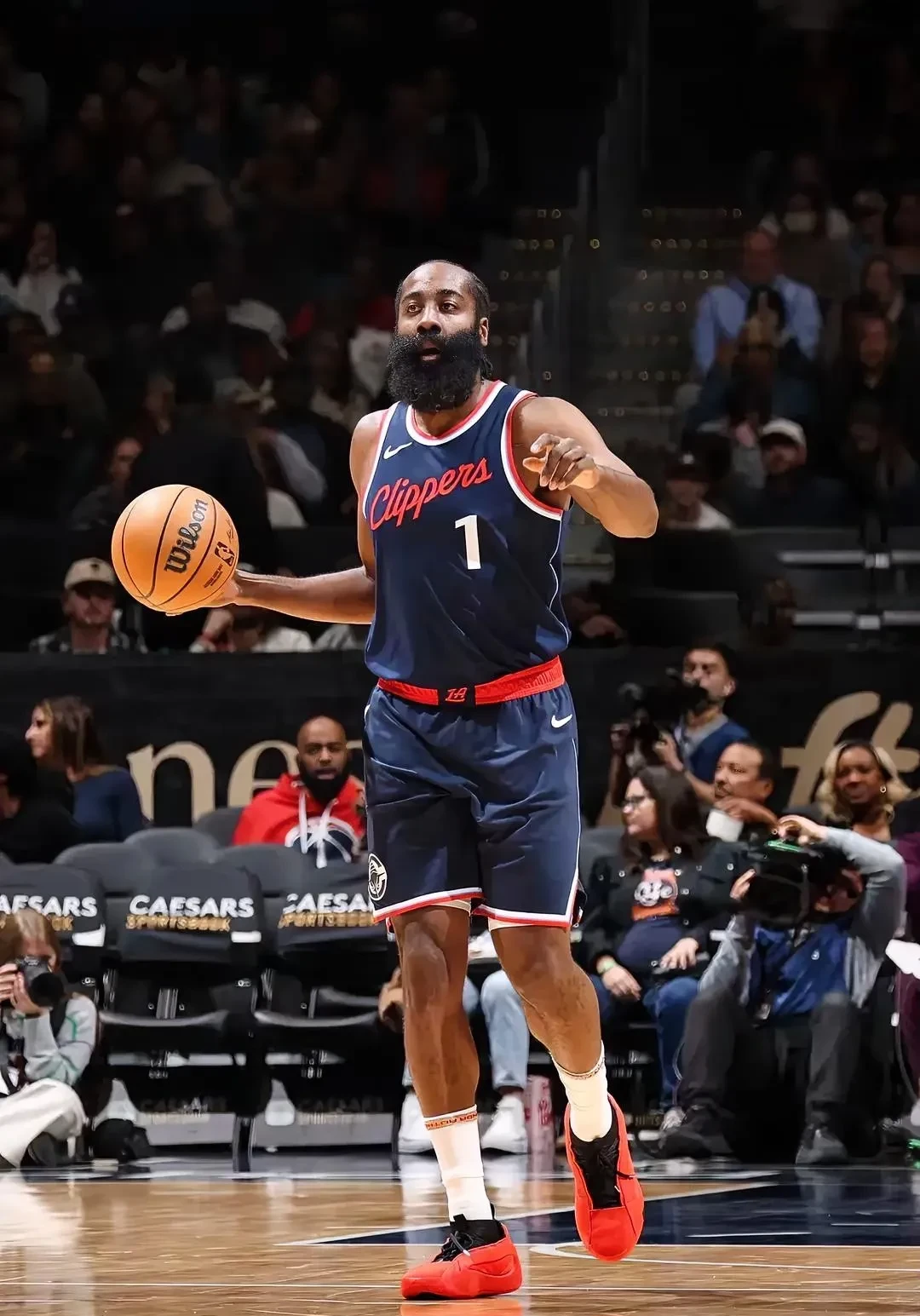 爱游戏官方入口-哈登准三双率篮网力克骑士，取得十连胜的简单介绍