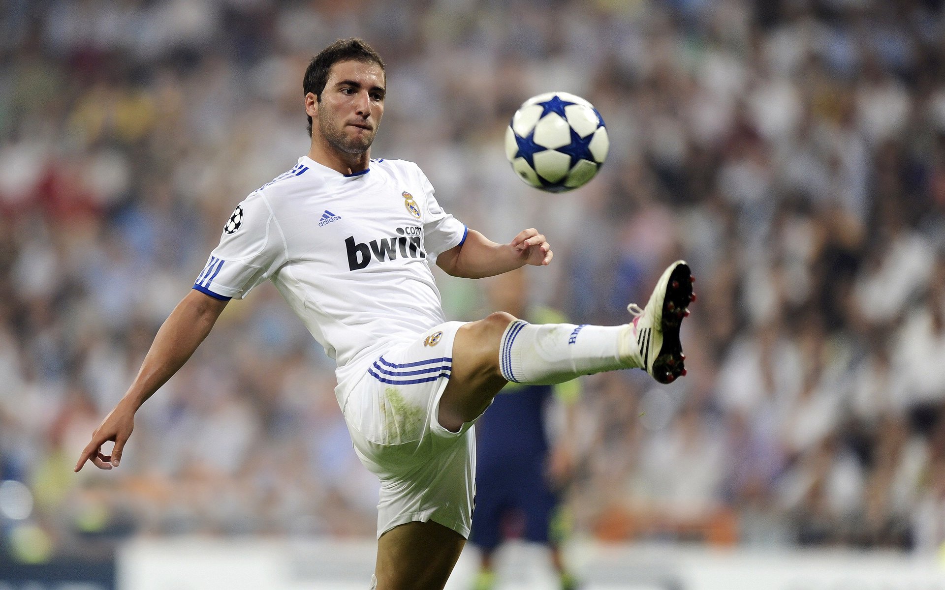 快船斩落雷霆，约基奇防守端锁死对手，现代篮球的战术博弈与个体英雄主义