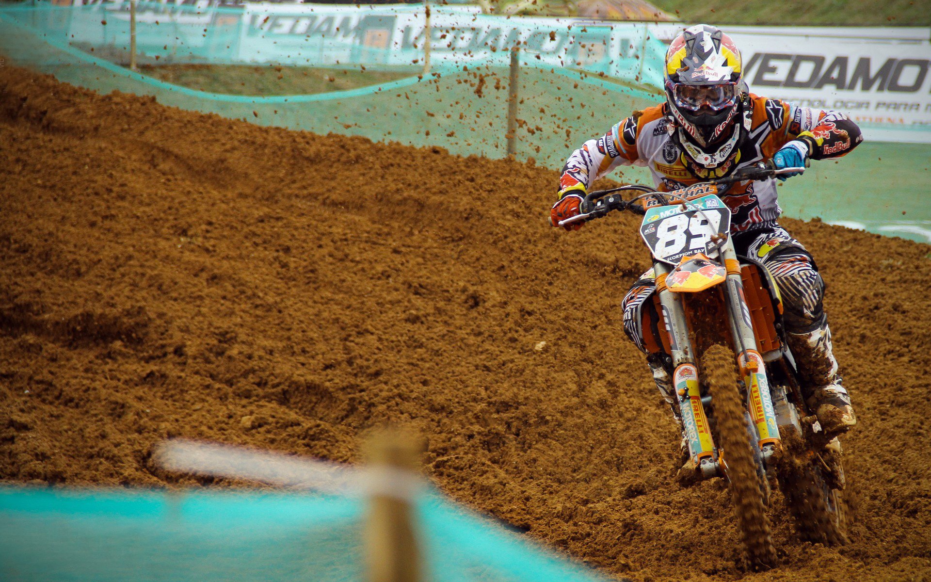 红土到硬地的王者之路，蒙特卡洛惊天翻盘，年终总决赛西西帕斯统治全场