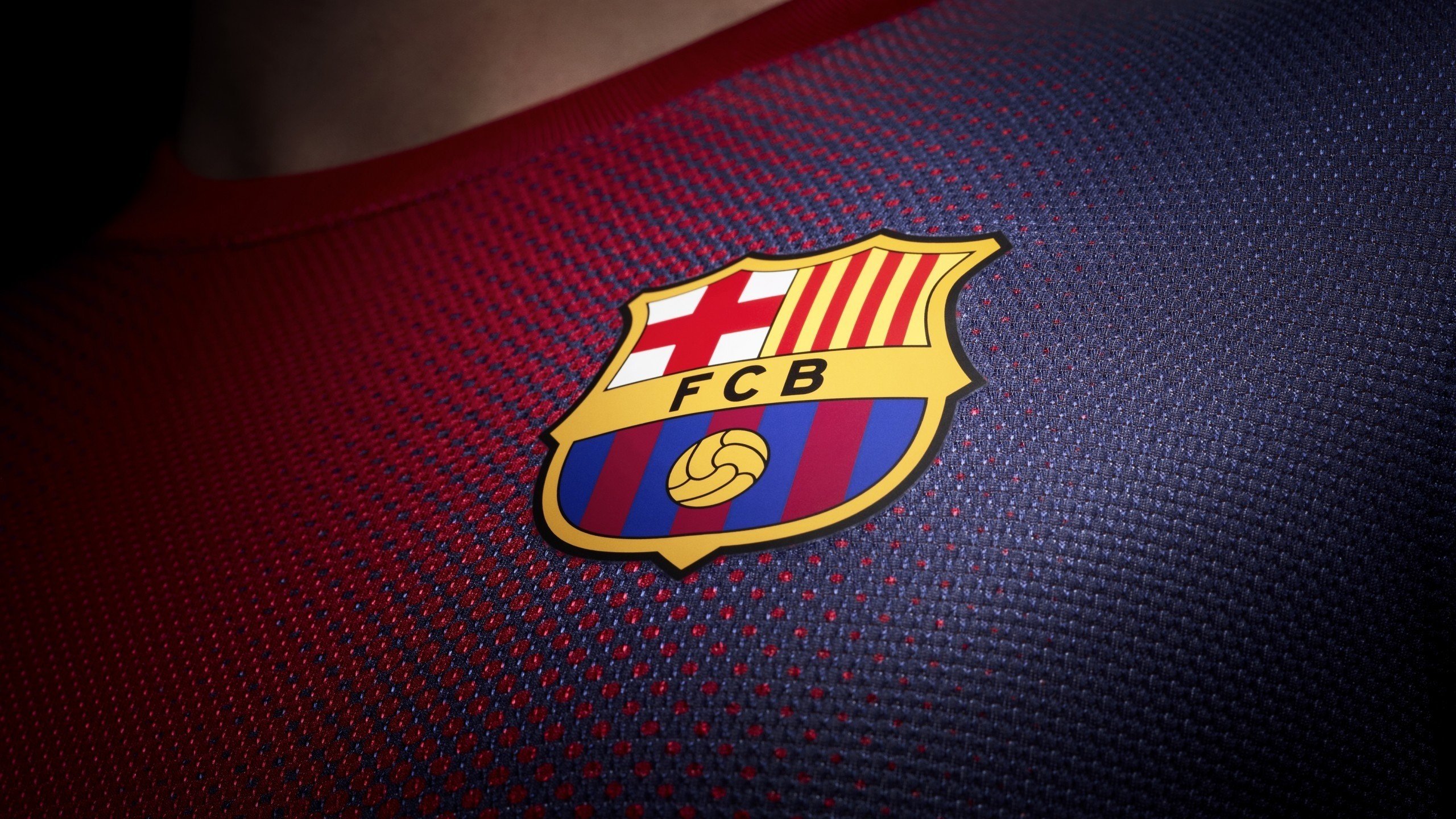 那一夜，他让篮球与足球的灵魂在NBA总决赛上空交汇—范戴克攻防两端统治的史诗之夜